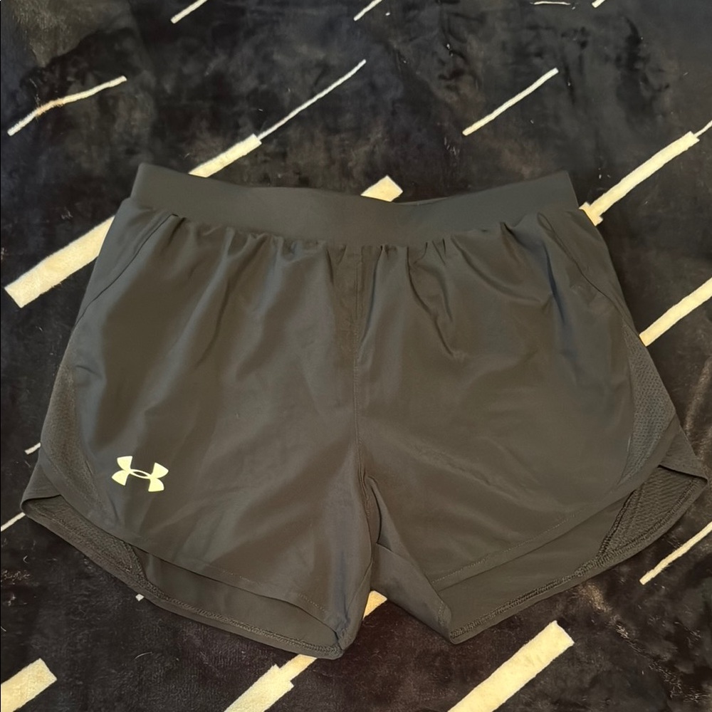 Under Armour Black Athletic Shorts Lightweight Breathable